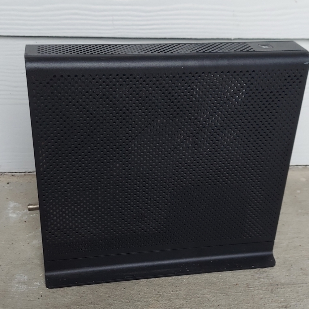 Technicolor Cable Modem Model TC8715D